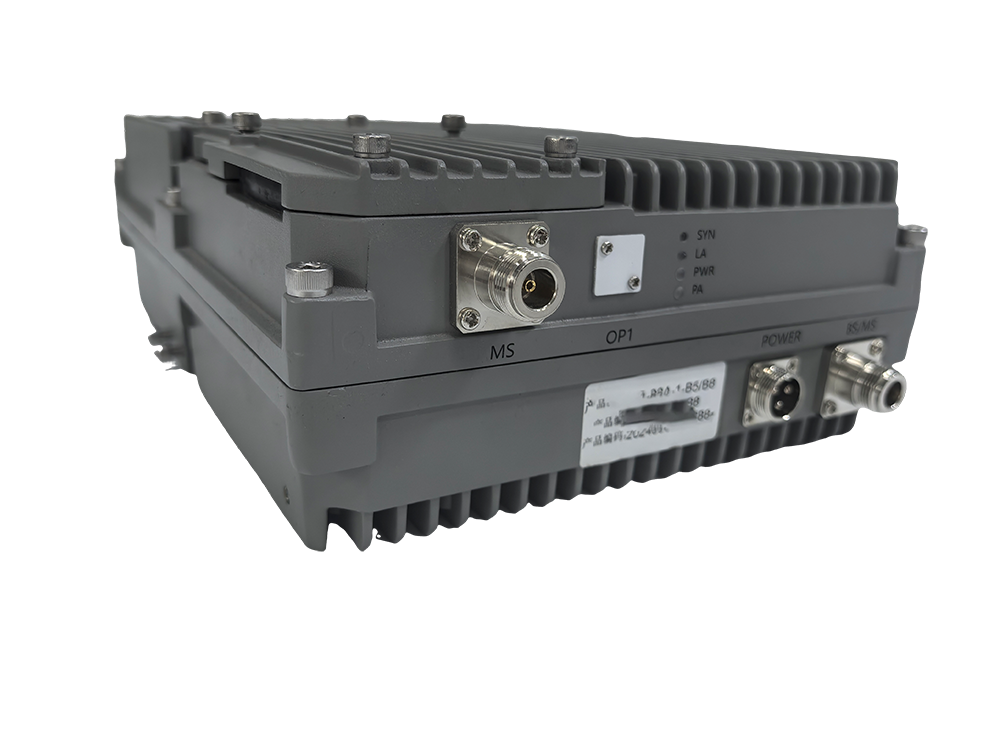  郁南三频手机信号接收器2000㎡